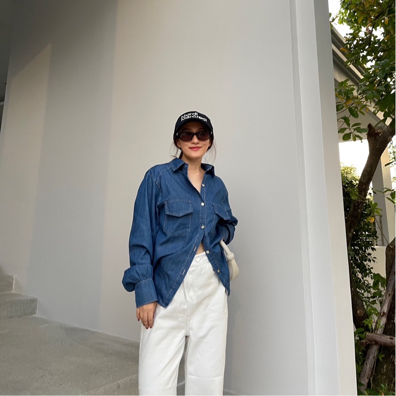 knockknock - MORRIS SHIRT เชิ้ตยีนส์แต่งกระเป๋าหน้า