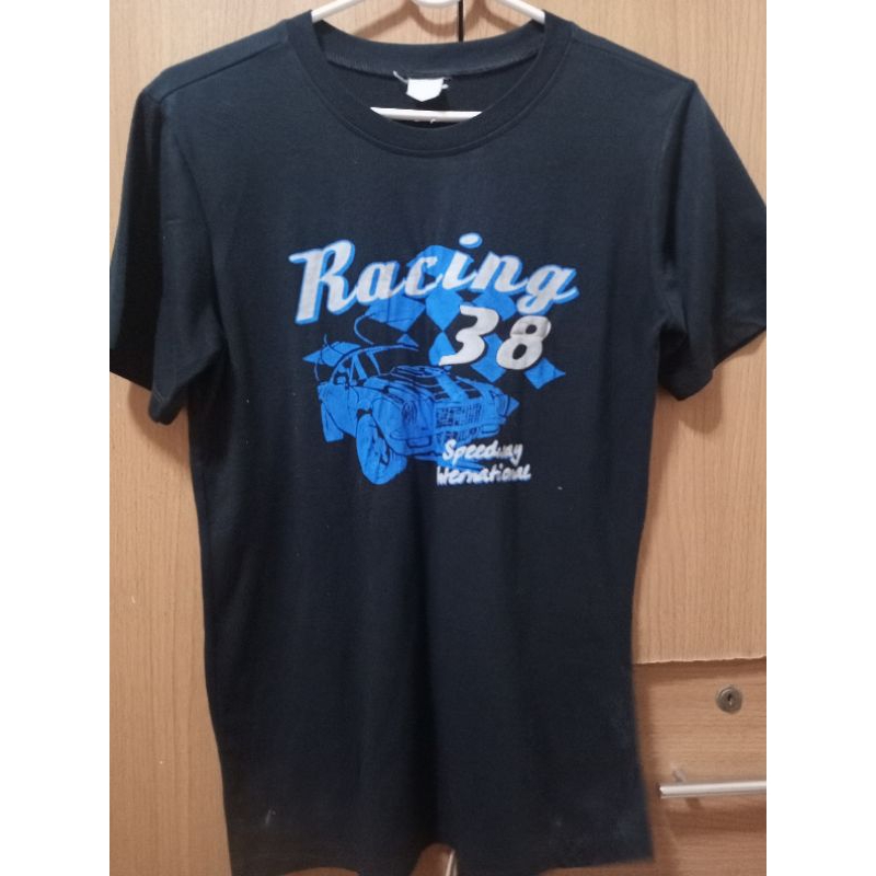 เสื้อยืดคอกลม ส่งต่อ มือ2 ไซส์S,M✅❤️❤️