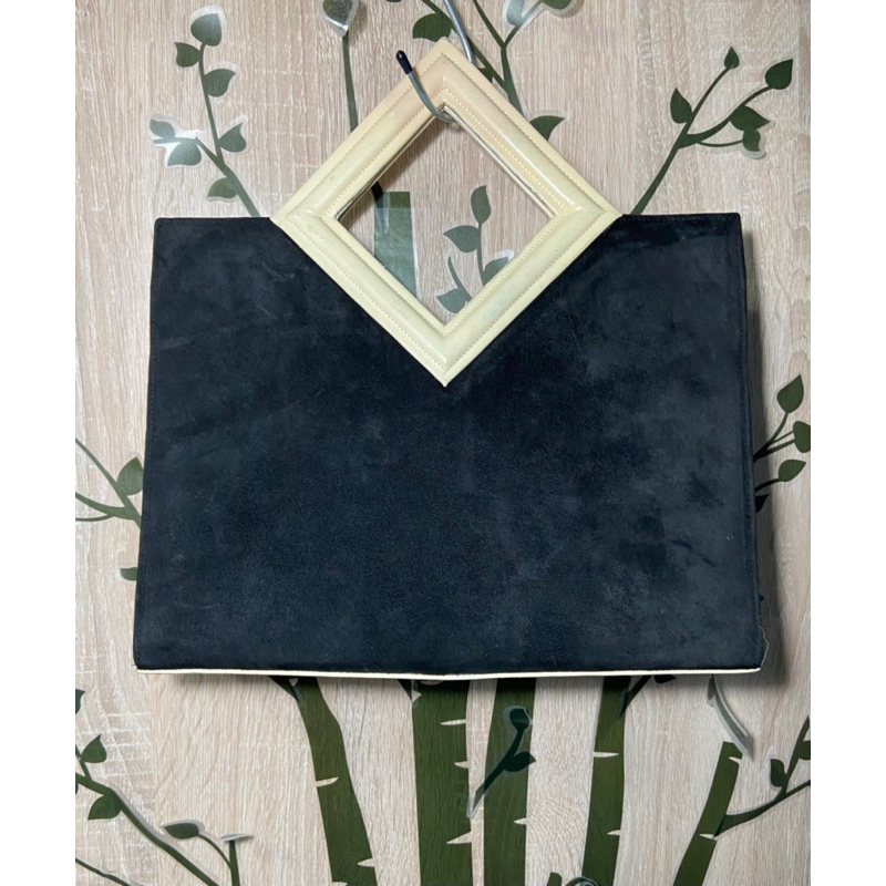 กระเป๋าถือ Bally แท้มือสอง