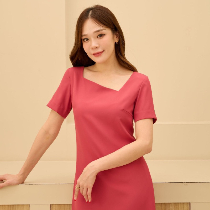 ส่งต่อ Vitavadee แขนสั้น คอเฉียง Zoey dress used once M