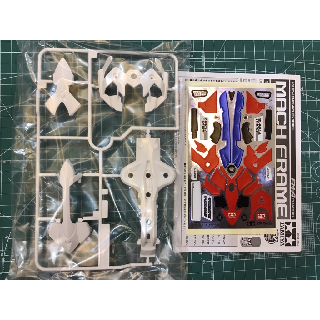 ชุดบอดี้ Mach Frame + สติ๊กเกอร์ + คู่มือ ระเบิดจากรถกล่องของใหม่แท้100%