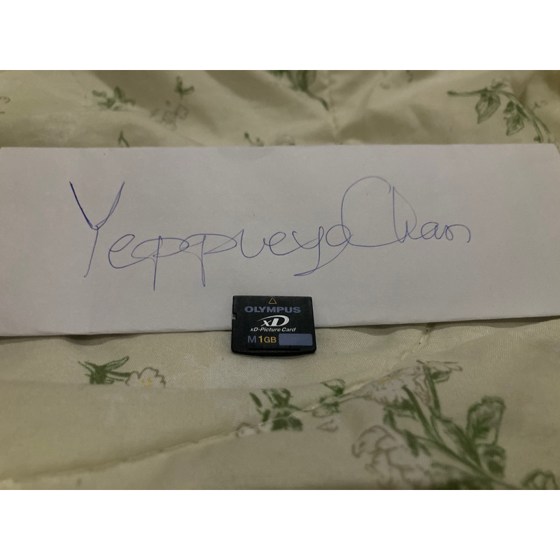 XD card (1GB) Memory