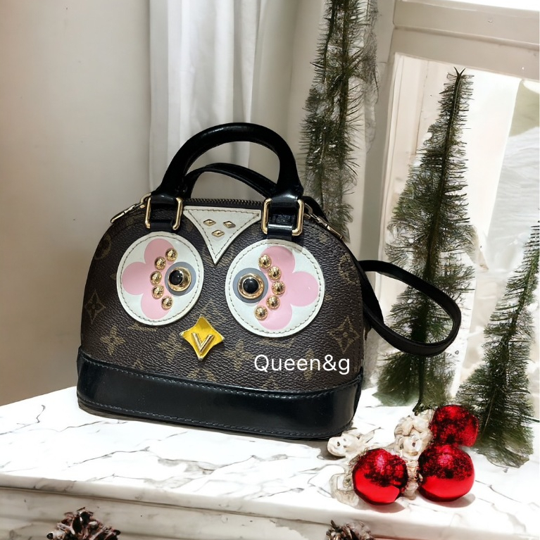 Louis Vuitton เด็กผู้หญิง crossbody หลุยส์ วิตตอง กระเป๋าสะพาย หนังแท้ มือสอง กระเป๋าหนังแท้ แบรนด์เ