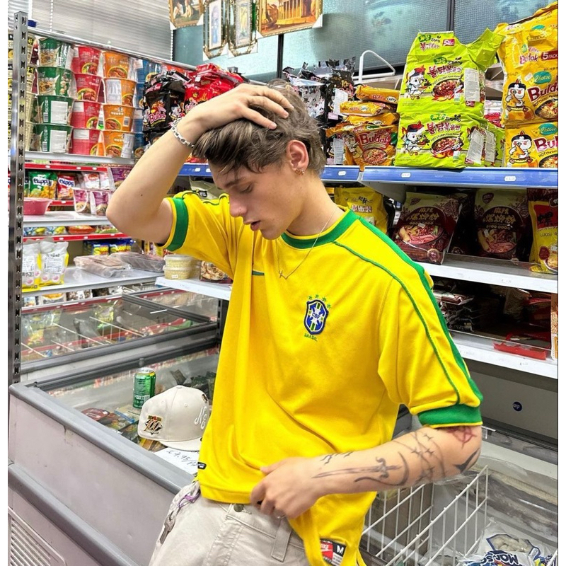 Spenzer.street | 🖤Brazil home 1996  โอเวอร์ไซส์ เสื้อผ้าสตรีท เกาหลี y2k แฟชั่น วินเทจ ฮิต 2023 มาให