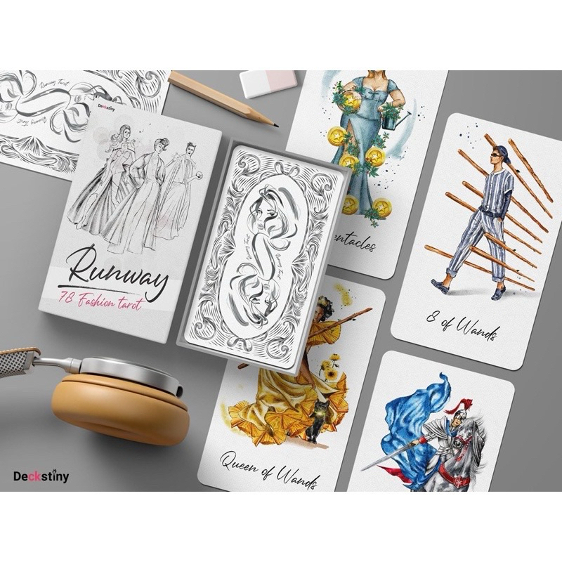 ไพ่ Runway Tarot 1st edition Kickstarter Deckstiny