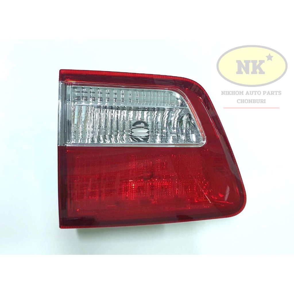 ไฟท้าย โตโยต้า ฟอร์จูนเนอร์ 08'-11' (รุ่นหน้ายักษ์) ตัวในติดฝาท้าย / Toyota Fortuner 08'-11' (ราคาต่อข้าง)