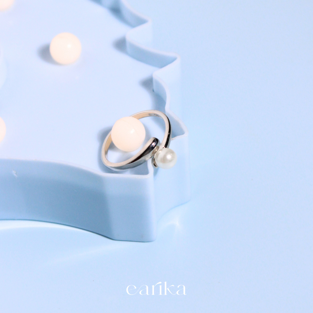 earika.earrings - silver pearl lap ring แหวนเกลียวไข่มุก เงินแท้ เหมาะสำหรับคนแพ้ง่าย