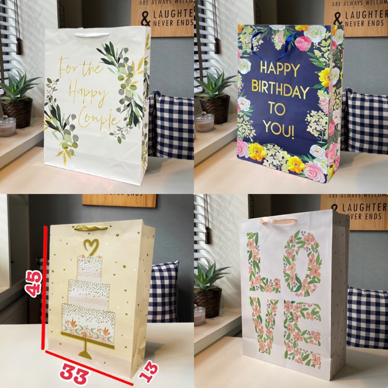 พร้อมส่ง‼️ถุงกระดาษหูหิ้ว ถุงกระดาษคริสมาส (ขนาด 33*45*13)#ถุงกระดาษมีหู#ถุงของขวัญ#ถุงกระดาษสวยๆ(สั่งขั้นต่ำ 3 ชิ้น‼️)