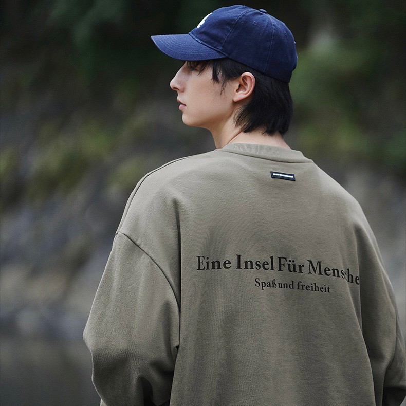 BBF sweater  - Eine เสื้อ sweater แขนยาว