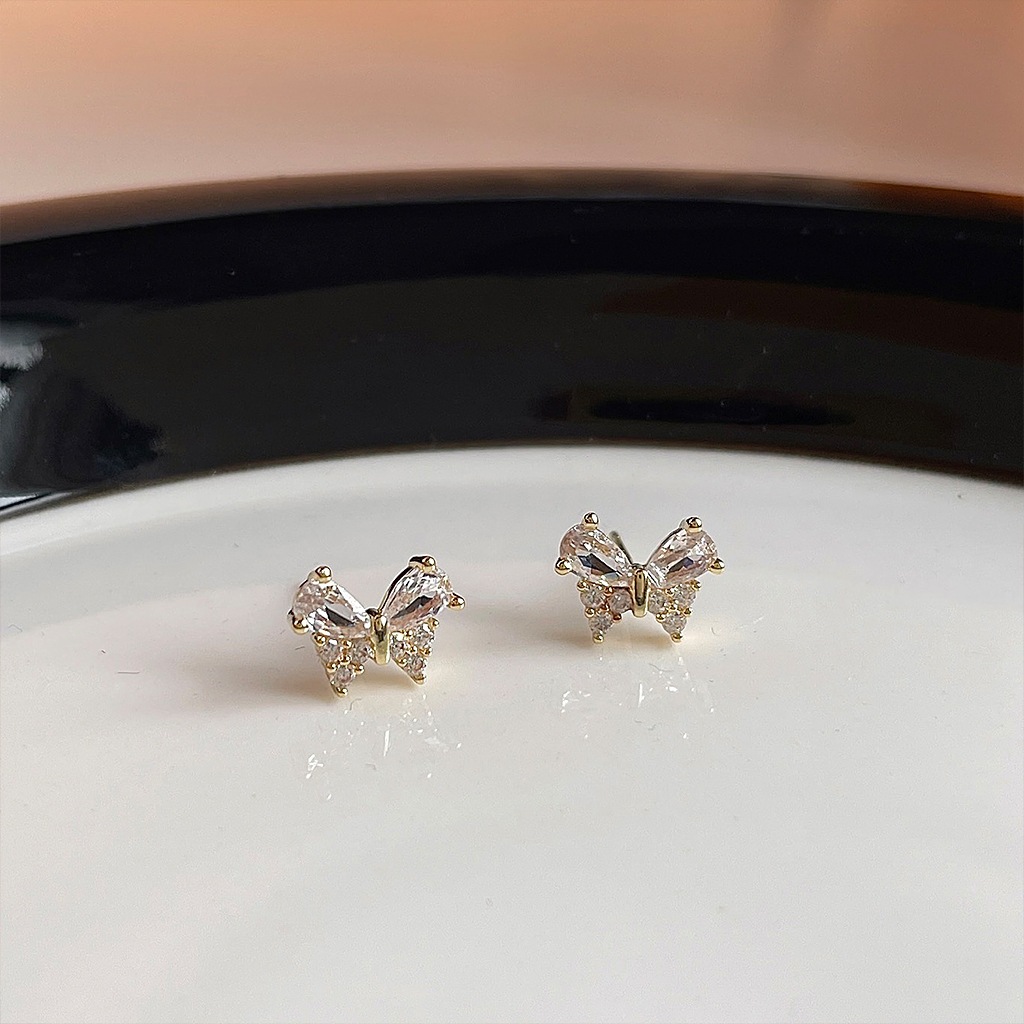 ต่างห butterfly diamond 14K ก้านเงินแท้ 1คู่ (S8)