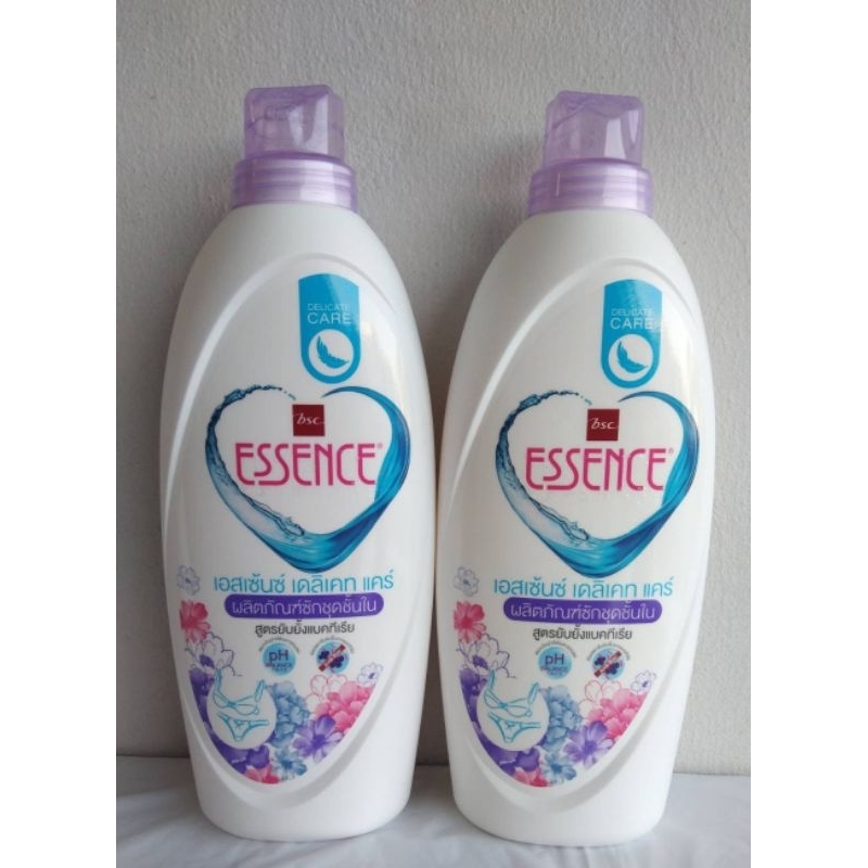 เอสเซ้นซ์ซักชุดชั้นในขวด900ml สูตรยับยั้งแบคทีเรีย ph balanceหอมประทับใจ (แพ็คเก็จใหม่)มีให้สั่ง1ขวด/2ขวด. mfg.11/23