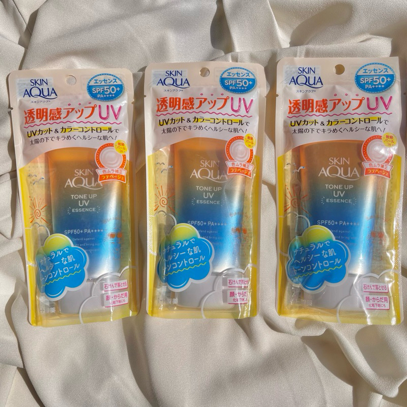 พร้อมส่ง249฿🇯🇵ROHTO Skin Aqua Tone Up UV Essence SPF50+/PA++++ 80g [Latte Beige]🇯🇵EXP.2026