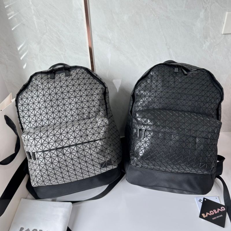 BAO BAO ISSEY MIYAKE KURO DAYPACK BACKPACK