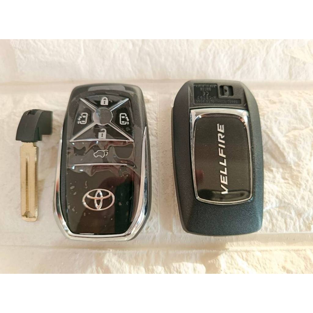 เคสกุญแจรีโมทรถยนต์ กรอบกุญแจรีโมท 5ปุ่ม อัพเกรดเป็นรุ่นใหม่ Toyota Vellfire (ของใหม่100%)
