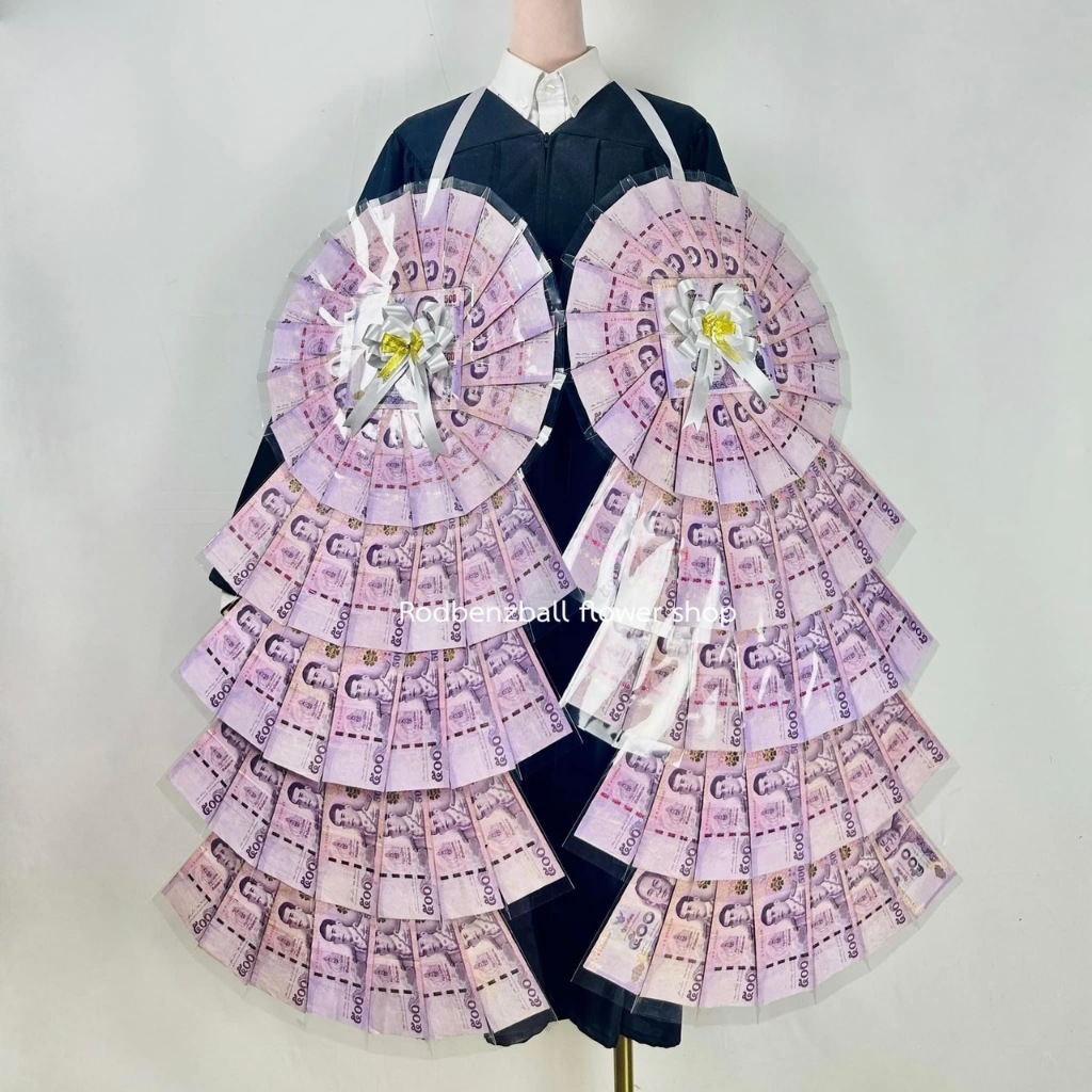 พวงมาลัยเงิน ใส่ธนบัตร แบงก์ 100 ใบวงกลม (ข้างละ 50 ใบ) ของขวัญรับปริญญา ของขวัญปัจฉิม ของขวัญบัณฑิต