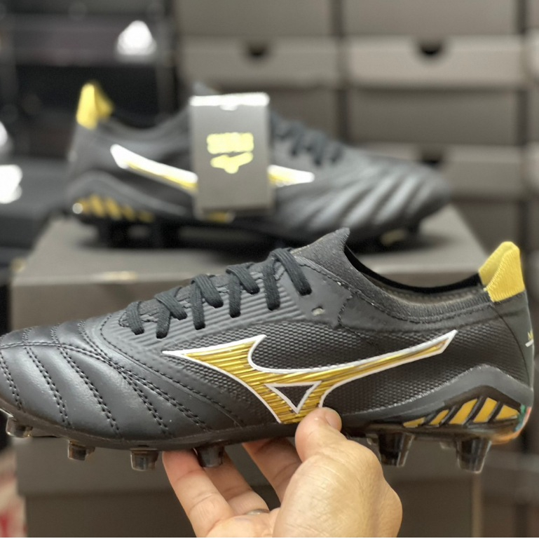 รองเท้าฟุตบอล สตั้ด Mizuno รุ่น MORELIA NEO III BETA สินค้าถ่ายจากงานจริง ใส่ไม่ได้เปลี่ยนได้(ของแถมดันทรง/ถุงผ้า/กล่อง)