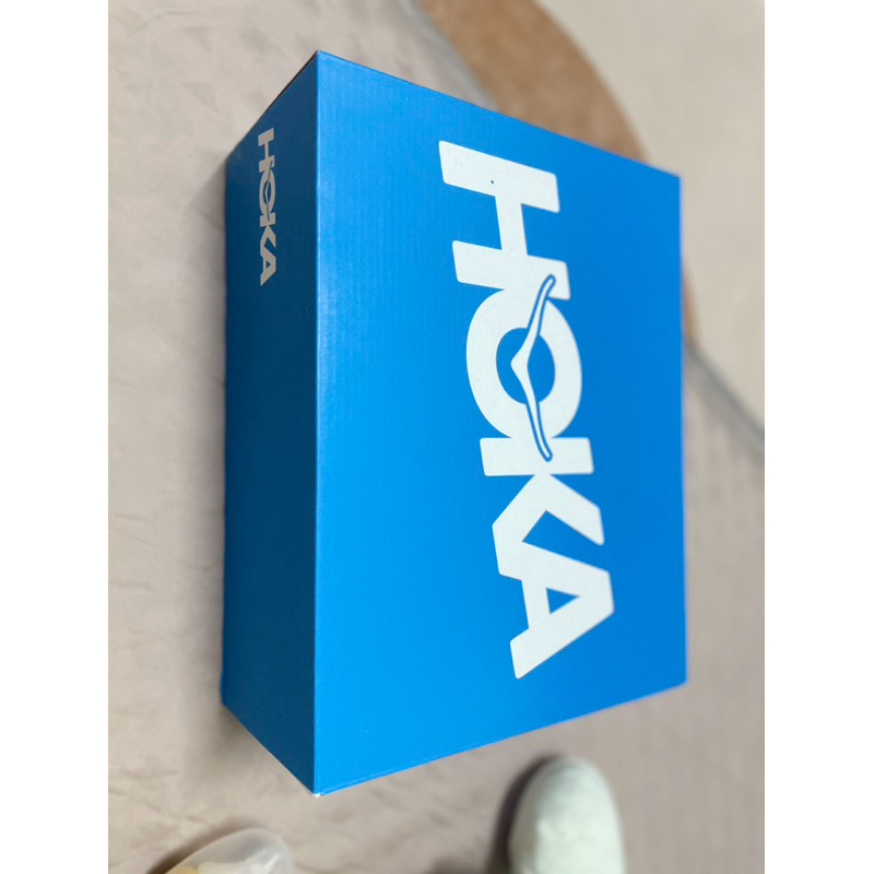 รองเท้า HOKA 4,500 บาท รุ่น W ARAHI 6 WIDE SIZE 9.5 US