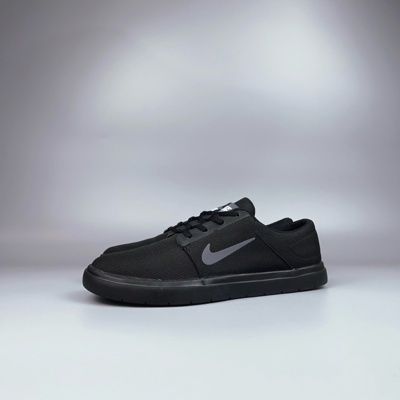 รองเท้ามือสอง Nike SB Portmore Ultralight Canvas ของแท้𝟭𝟬𝟬%  ▫️𝗦𝗶𝘇𝗲 : 41𝗲𝘂 |  26𝗰𝗺