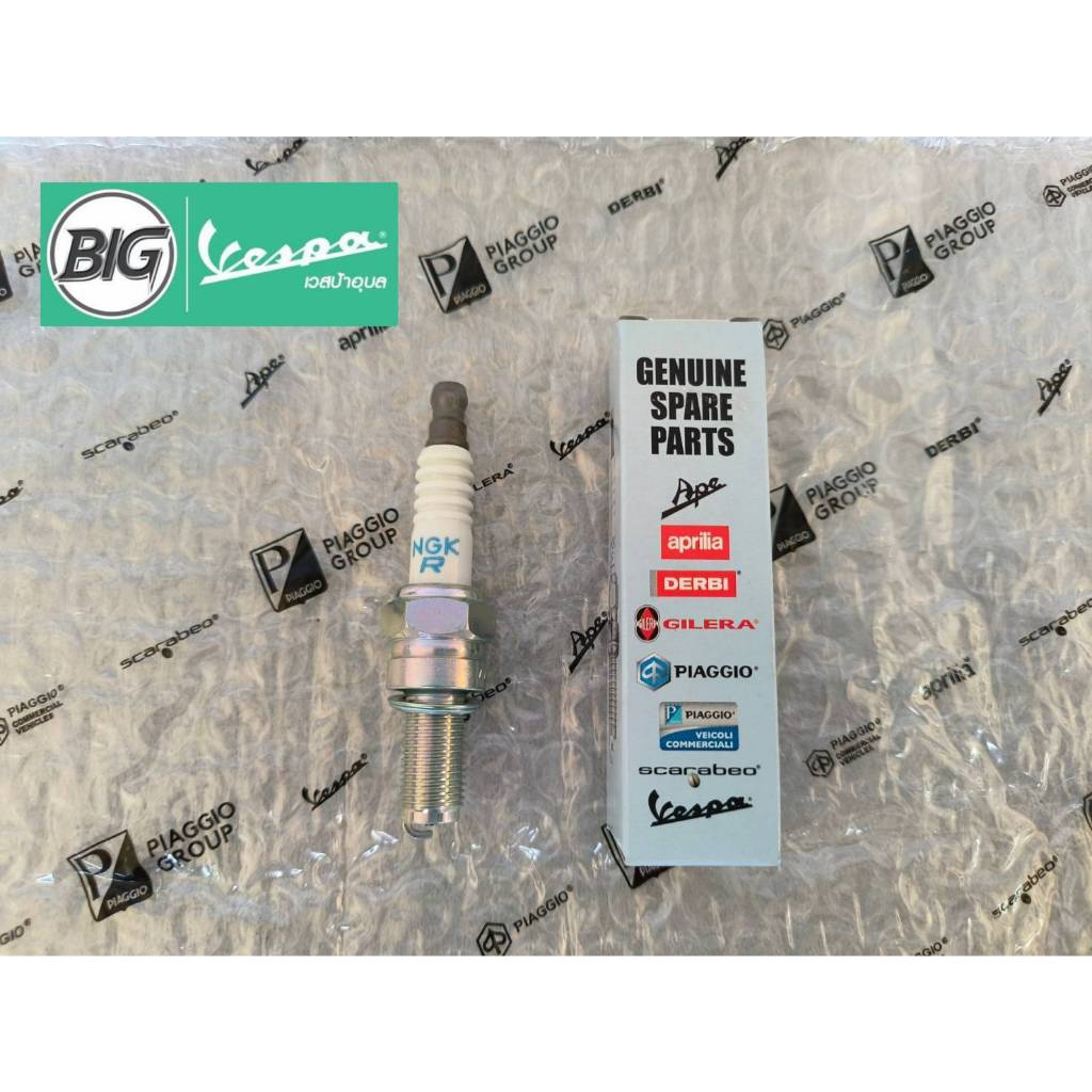 (638853) หัวเทียน CR8EB สำหรับรถจักรยานยนต์ VESPA 125, 150 สินค้าของแท้จาก VESPIARIO (Thailand) Co.,