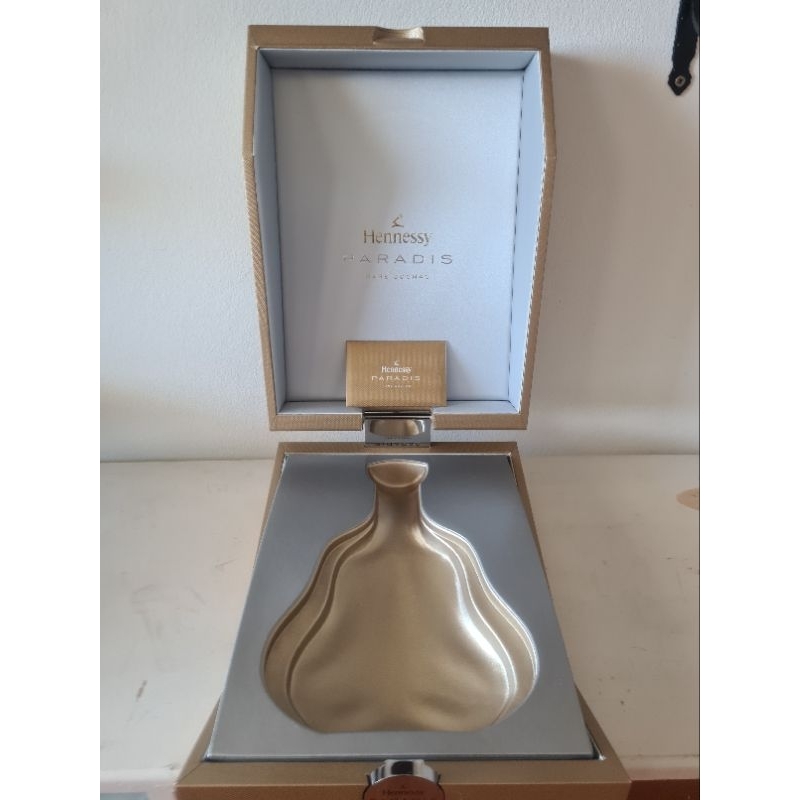 hennessy paradis rare cognac กล่องเปล่าแท้