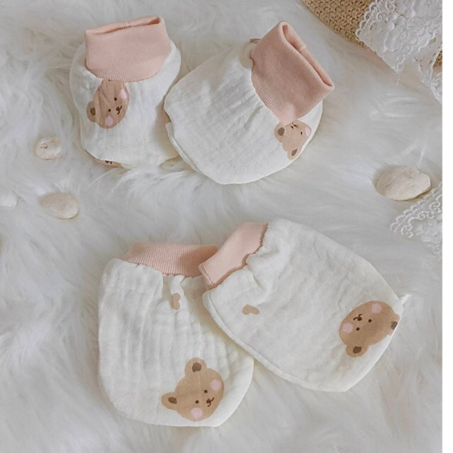 Cali ถุงมือถุงเท้า เด็กอ่อน 0-3 เดือน ผ้ามัสลินเกาหลี🌷🤎 *ป้าย Cali baby