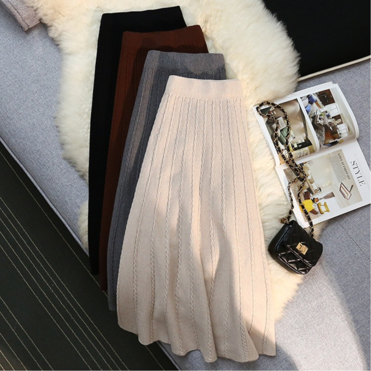 2363 พร้อมส่ง skirt กระโปรงยาวเอวสูง ผ้าไหมพรม Free Size 5สี กระโปรงผู้หญิง Y2K
