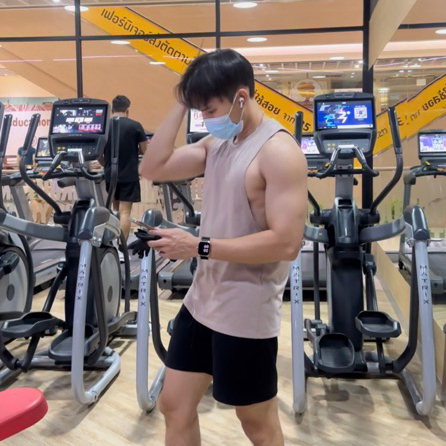 OLIVER MUSCLE เสื้อกล้ามแขนเว้า สีโอวัลติน ใส่ออกกำลังกายใส่เข้ายิม – โปรปัง