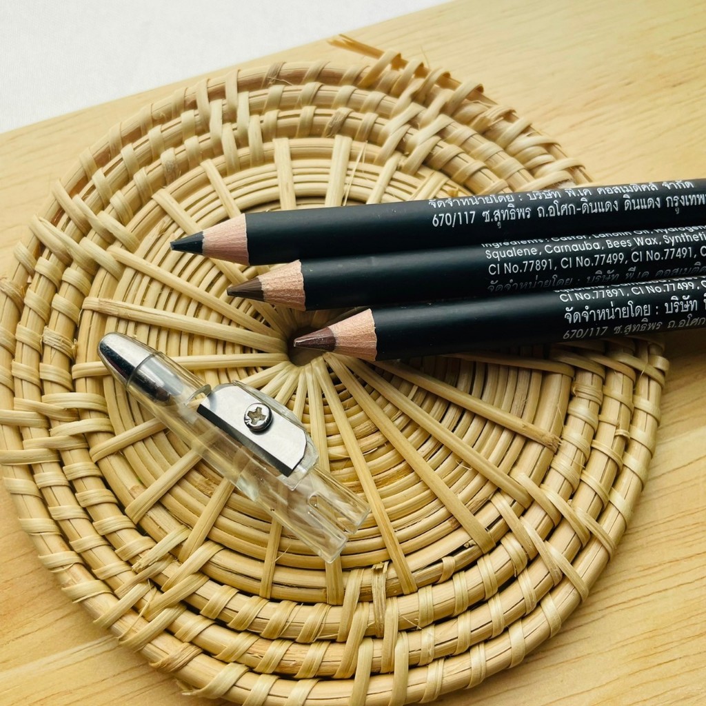 ดินสอเขียนคิ้ว แถมกบเหลา แบรนด์ JASO Extra Waterproof protective eyebrow pencil