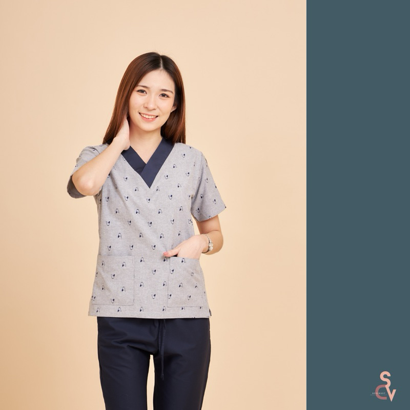 scrubvet: เสื้อสครับลายบลูเทอเรีย (เฉพาะเสื้อ)