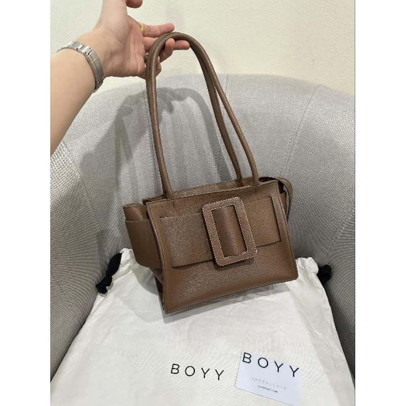 Boyy bobby soft23 มือสอง แท้ สี Mocha