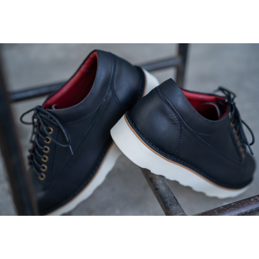 [รุ่นใหม่ 2024] Verns Leather รองเท้าหนังแท้ 100% รุ่น V68 มีให้เลือก 3 สี ดำ,น้ำตาล,ทราย