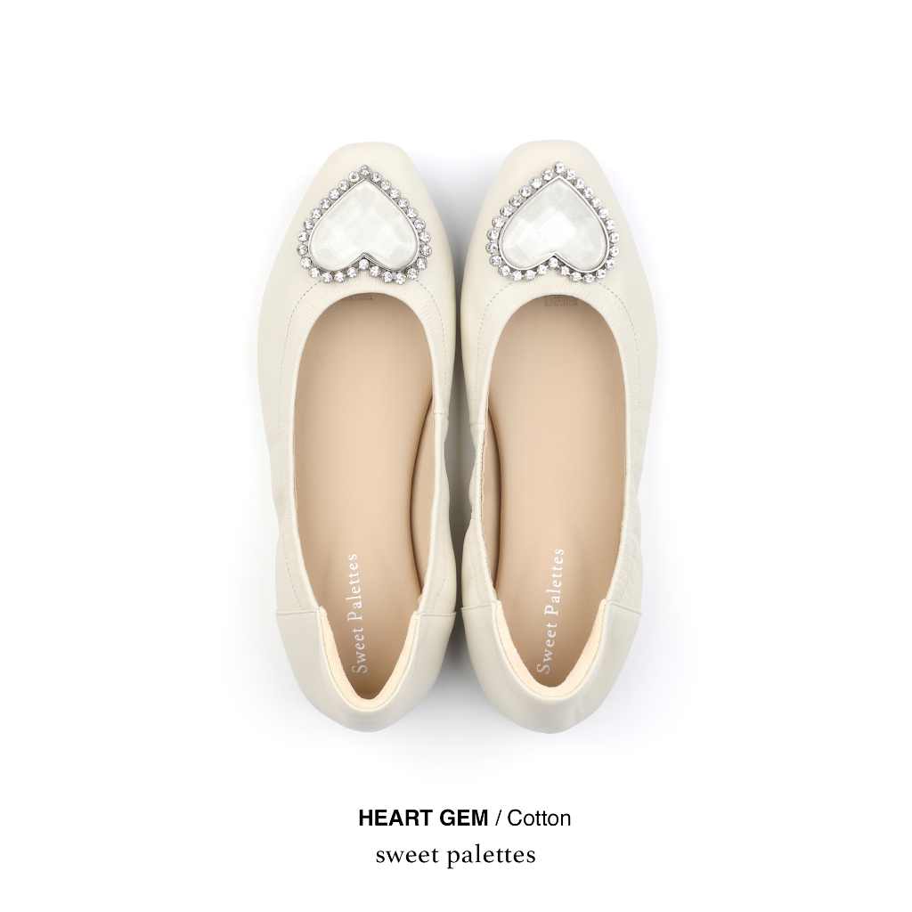 Sweet Palettes รองเท้าหนังแกะ Heart Gem in Cotton