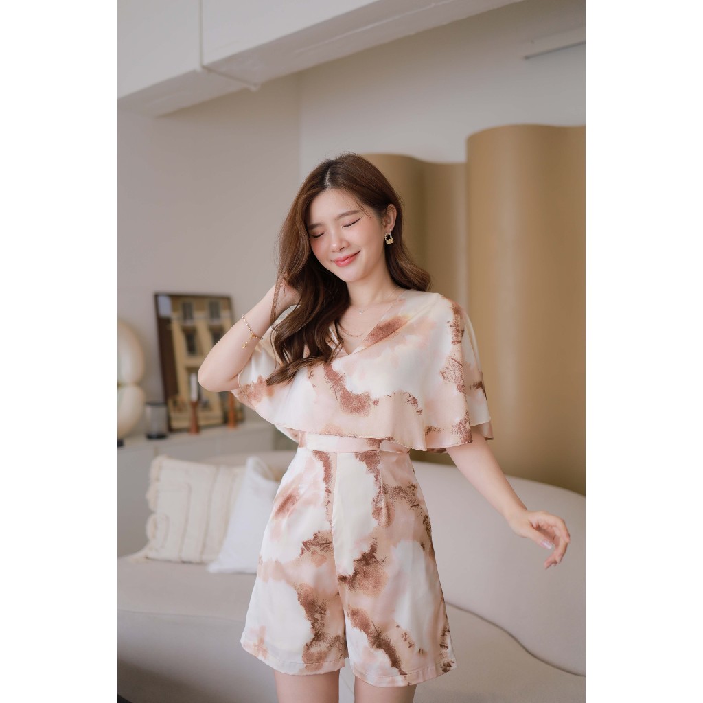 G397 ชุดจั๊มสีน้ำตาล (จั๊มสูทขาสั้น)