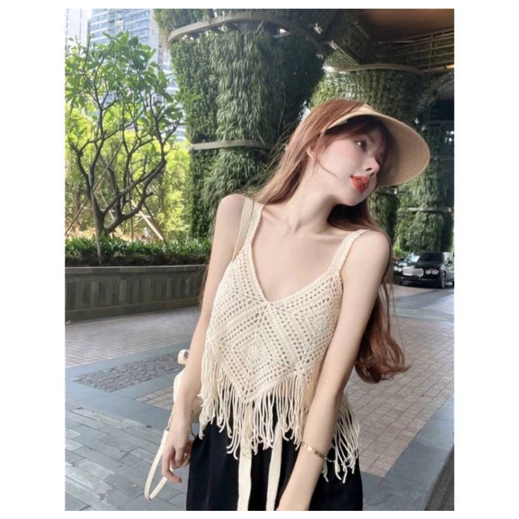 เสื้อครอป สายเดี่ยวไหมพรมถักแต่งชาย CN-501