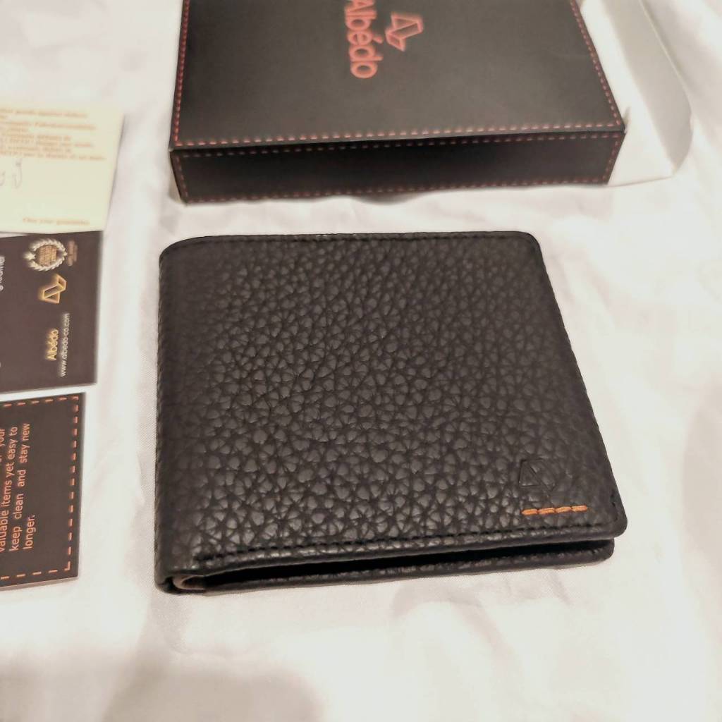 Albedo รุ่น ABSR00799 กระเป๋าสตางค์หนังแท้ มือ1