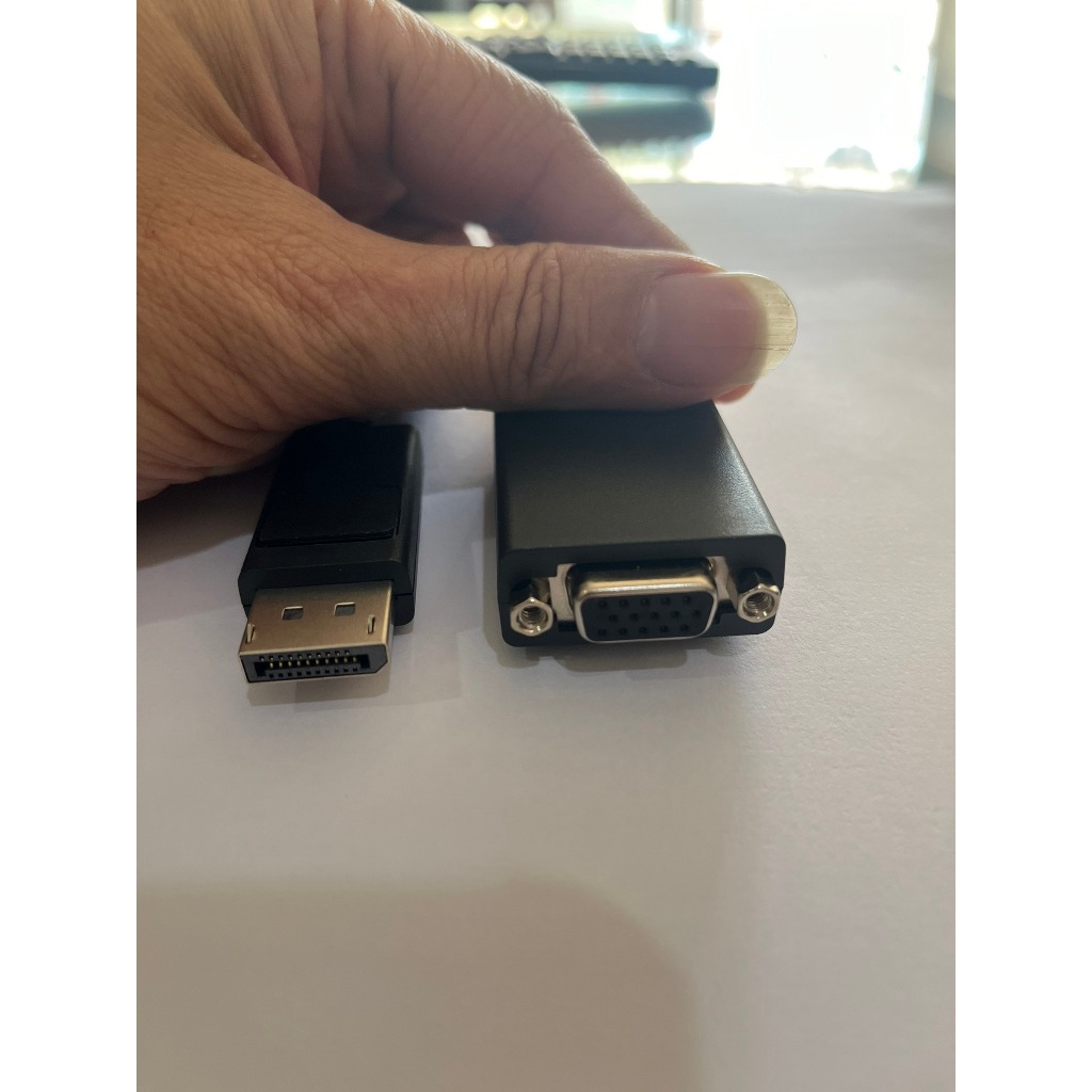 DisplayPort to VGA Lenovo Adapter (DP2VGA)