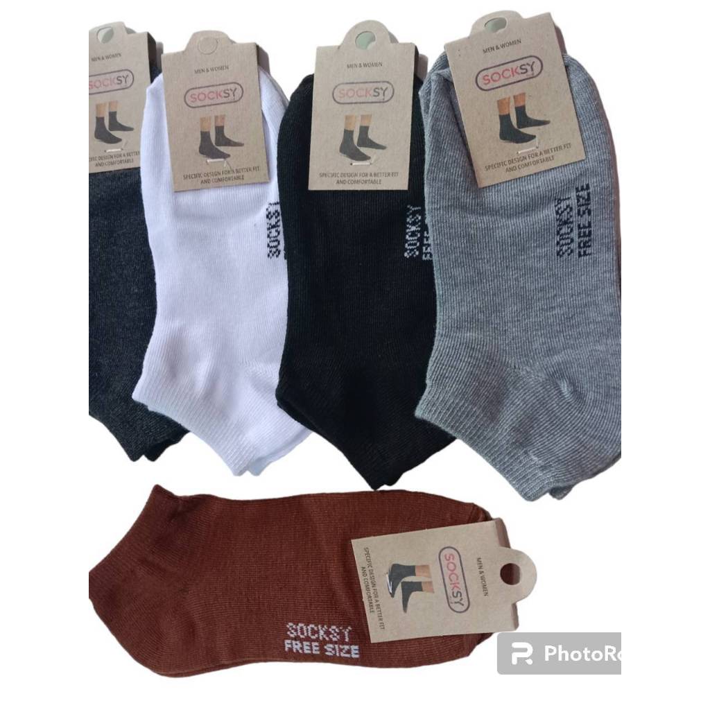ถุงเท้า1แพ็ค 12คู่  6คู่สีดำ สีเทาเข้ม สีขาวพื้นดำ สีเทาอ่อน สี ขาวอ่อนขาว สีน้ำตาลข้อสัน