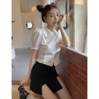 ส่งทันที Cici(NO. 3207)เสื้อครอปเเขนสั้นคอปก ผ้าคอตตอน กระดุมหน้า ดีเทลเเต่งระบาย วินเทจสไตล์น่ารัก