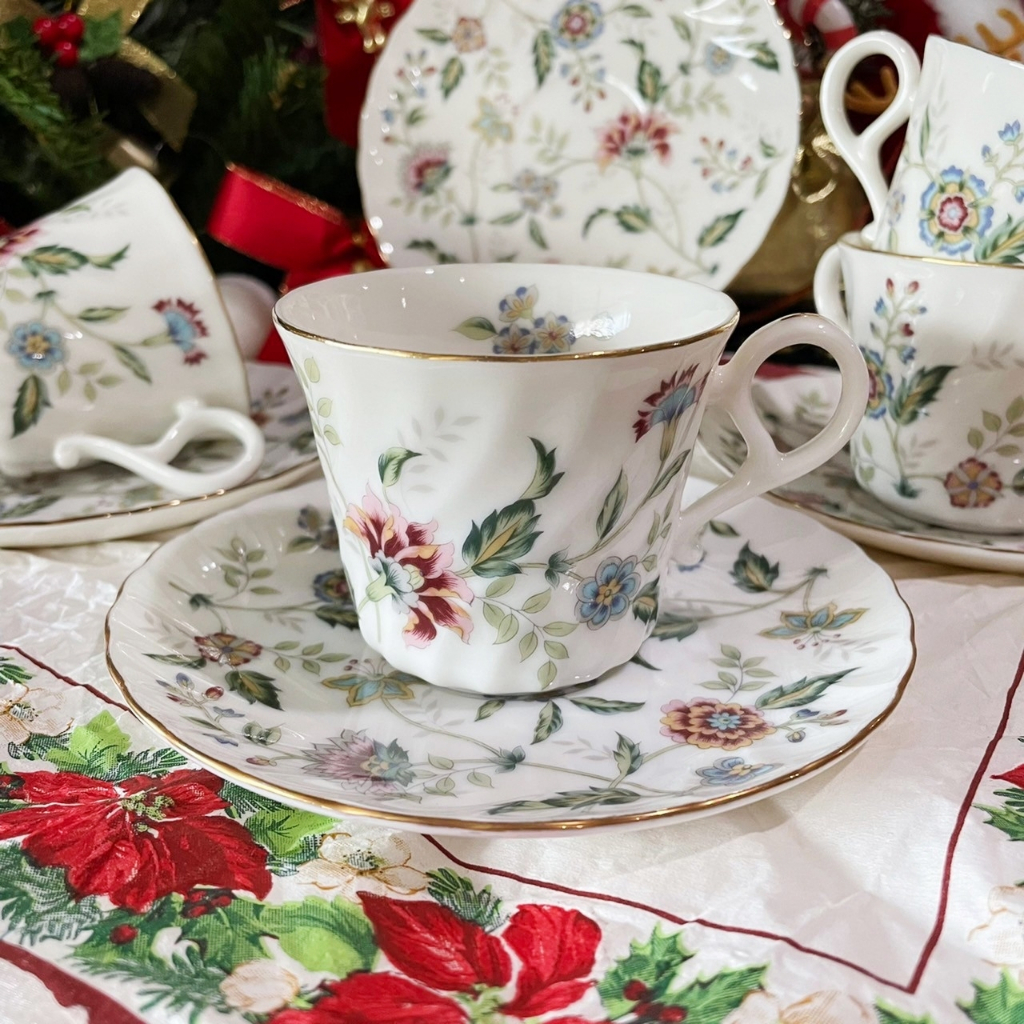 ชุดกาเเฟ Exceed Bon Buckingham by Keito  ขอบทอง ลายสวย ขนาด จานรอง W 14.5cm เเก้ว H 6.5cm  W 7.75cm