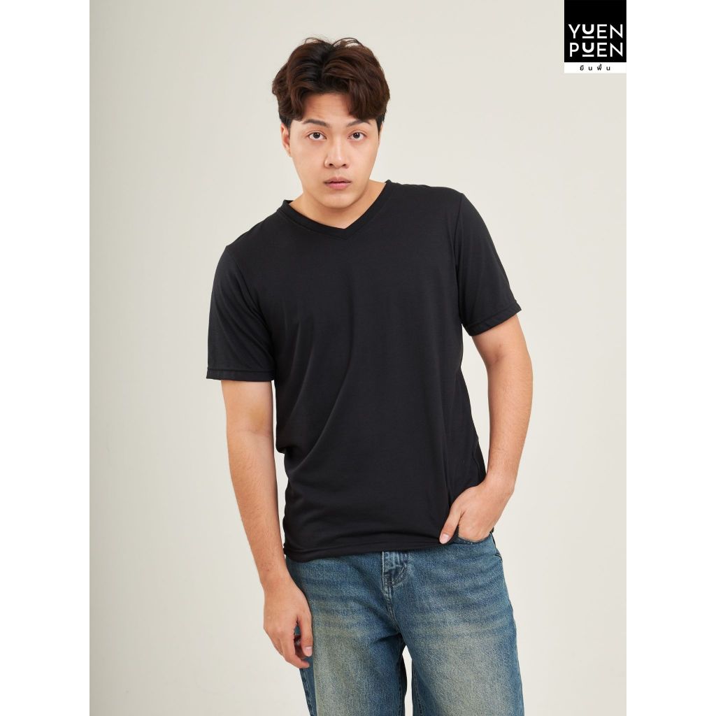 YuenPuen เสื้อยืดคอวี สีดำ ยืนพื้น ไม่ยืด ไม่ย้วย ไม่ต้องรีด สีพื้น เนื้อผ้านุ่มใส่สบาย