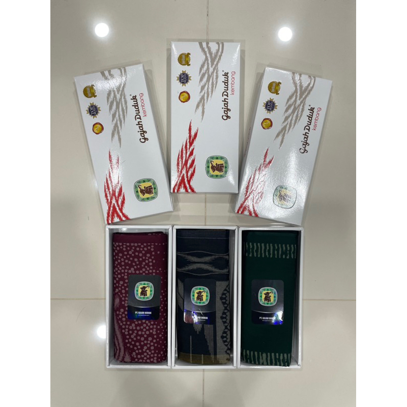 ผ้าโสร่งผู้ชาย ตรา“Gajah Duduk” รุ่น Asia kembang เย็บแล้ว ผ้าไม่ลื่น