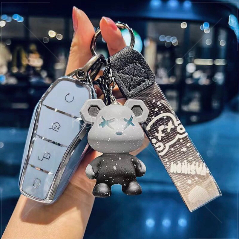ขายดี BYD เคสพวงกุญแจตุ๊กตา Bearbrick ใส่ได้กับรุ่น SEAL, ATTO3, DOLPHIN สวยหรูดูดี