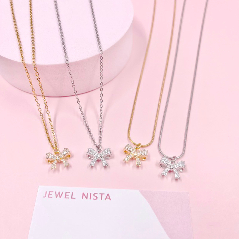 crystal ribbon necklace 🎀✨ สร้อยคอจี้คริสตัลโบ