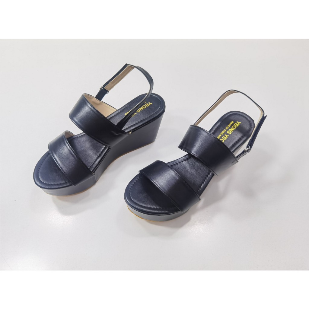 lin lin big shop​ รองเท้าแตะแฟชั่นส้นเตารีดสองตอนรัดส้นหนังออยนิ่ม รหัส​yy2523