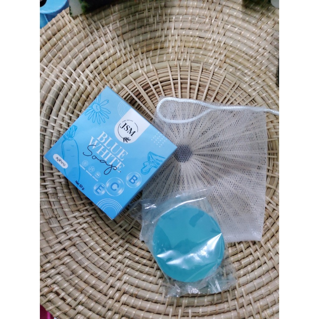 สบู่ฟ้าขาว Blue White Soap สบู่น้ำแร่ ลดสิว ฝ้า หน้าใส by jsm(50 กรัม)