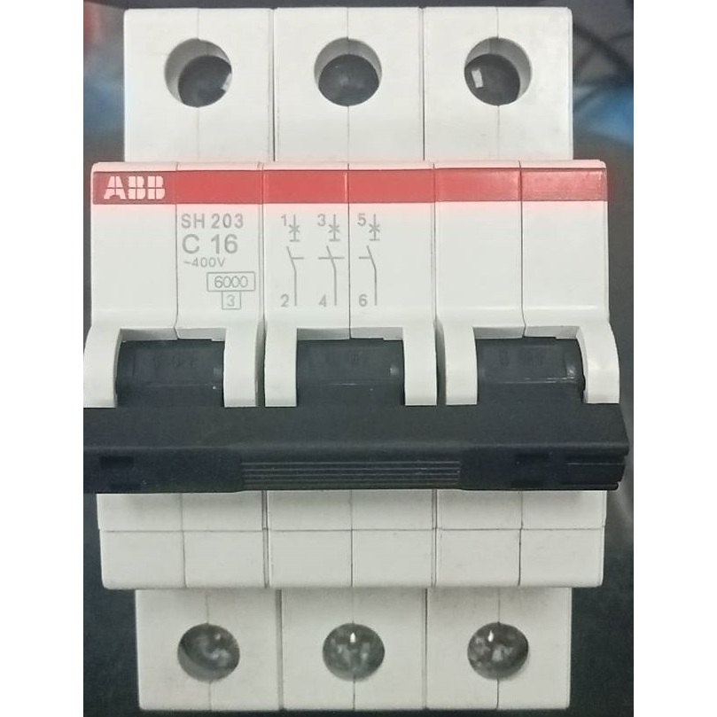 เบรกเกอร์ 3P 16A  SH203-C16 "ABB"