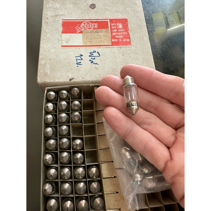 ACELITEหลอดฟิวส์/หลอดไฟในเก๋ง 12V 10W size 10*31 /ดวงละ japan🇯🇵