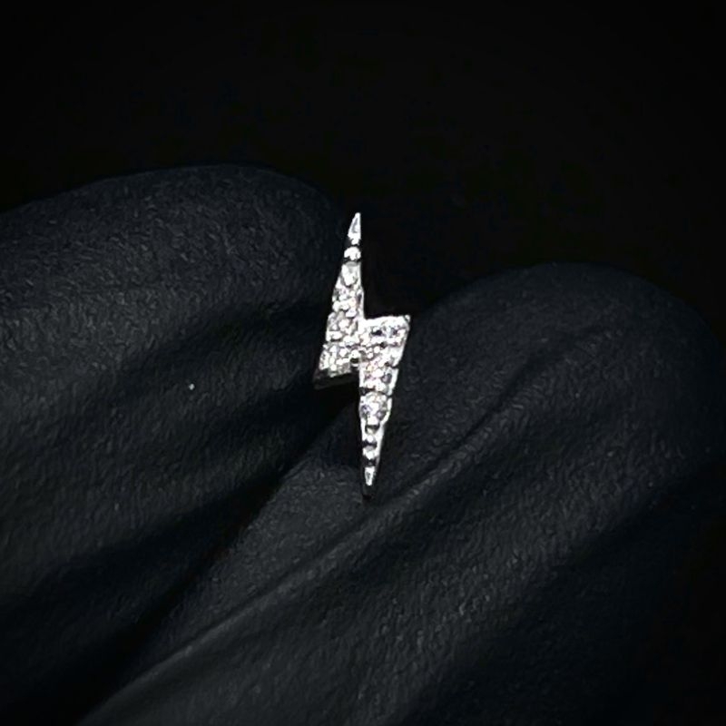 ต่างหูสายฟ้าเล็ก เงินแท้ 92.5% ต่างหูเงินแท้S925 เพชรCZ ต่างหูแฟชั่น สำหรับผู้ชายและผู้หญิง เครื่องประดับ ต่างหูสตั๊ด