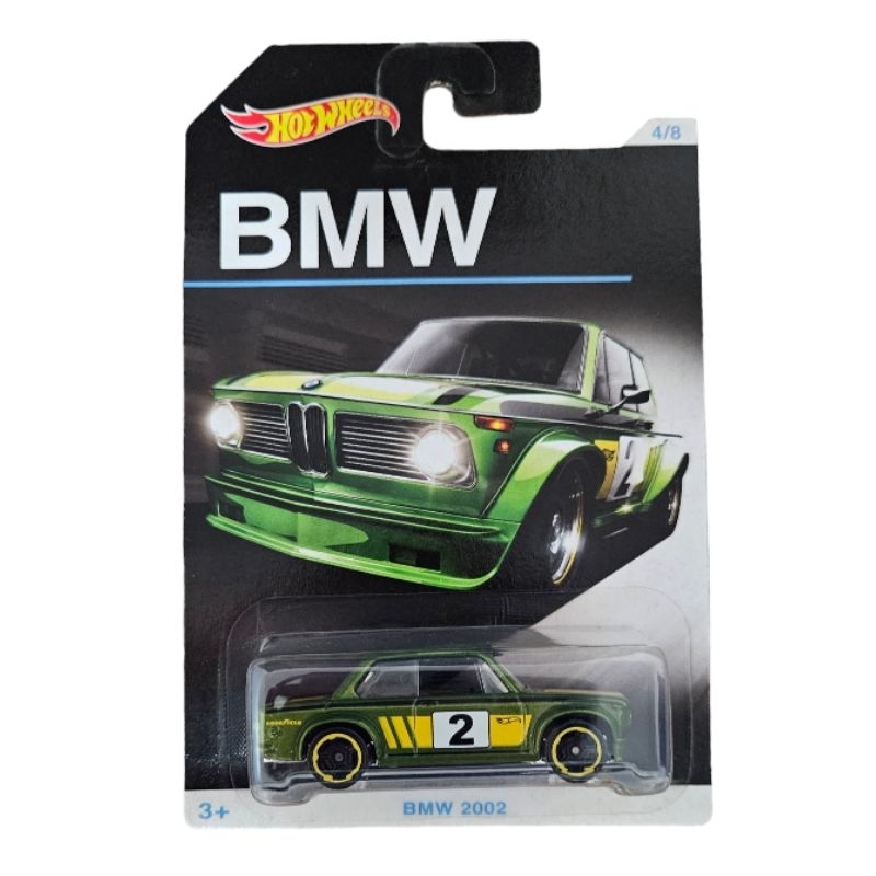 hot wheels BMW 2002 สีเขียว