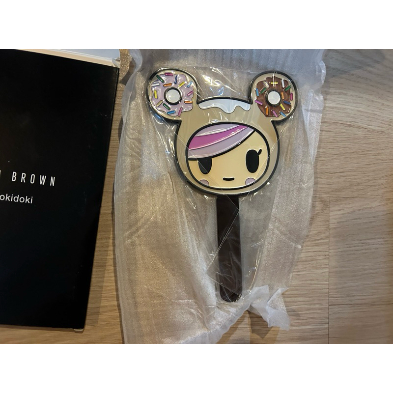 กระจกถือ bobbi brown น่าร้ากก 420.-